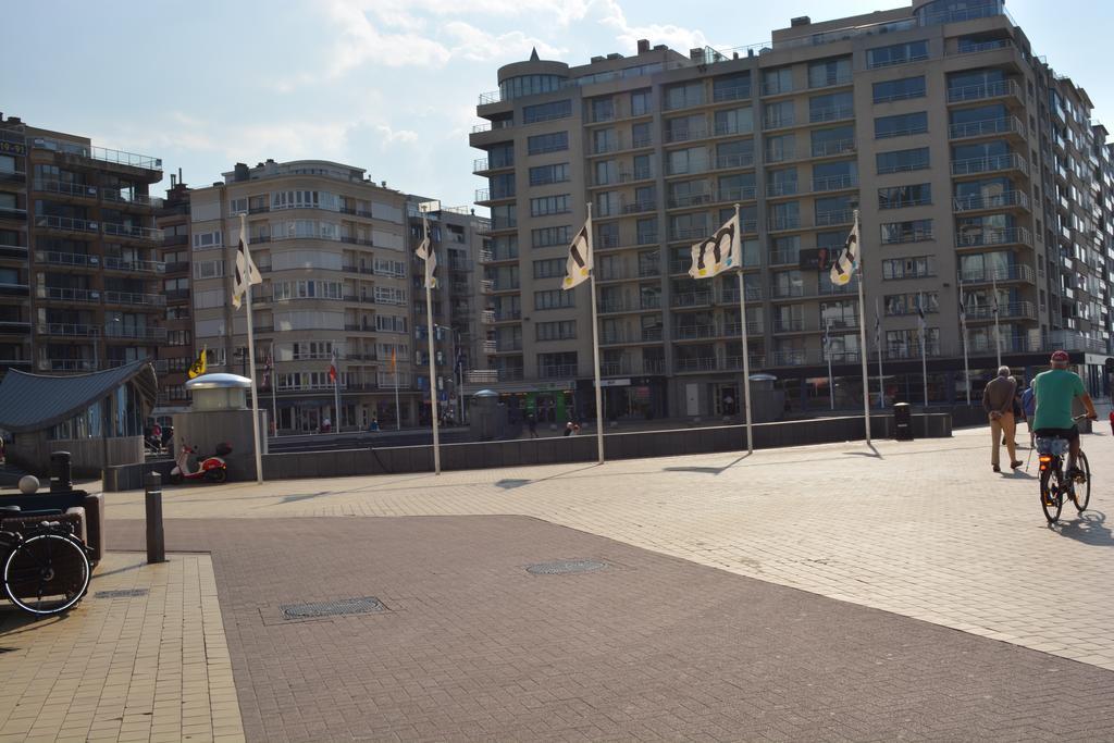 Residentie Da Vinci Middelkerke Apartment Bagian luar foto